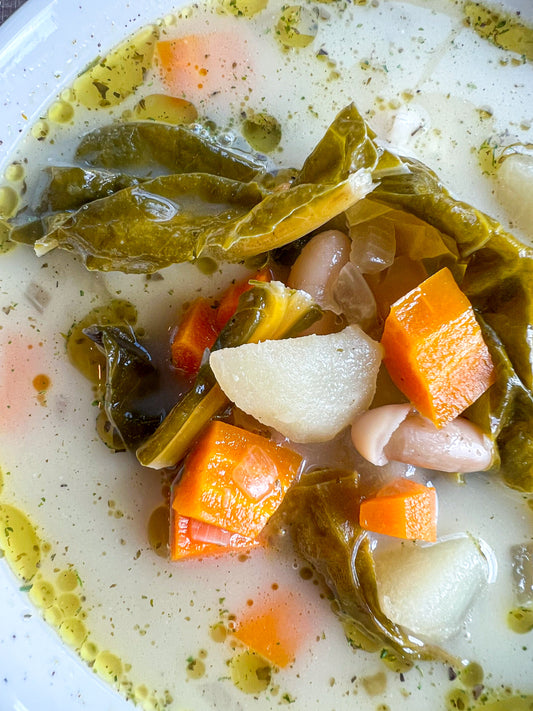 Slow Cooker White Bean and Kale Stew